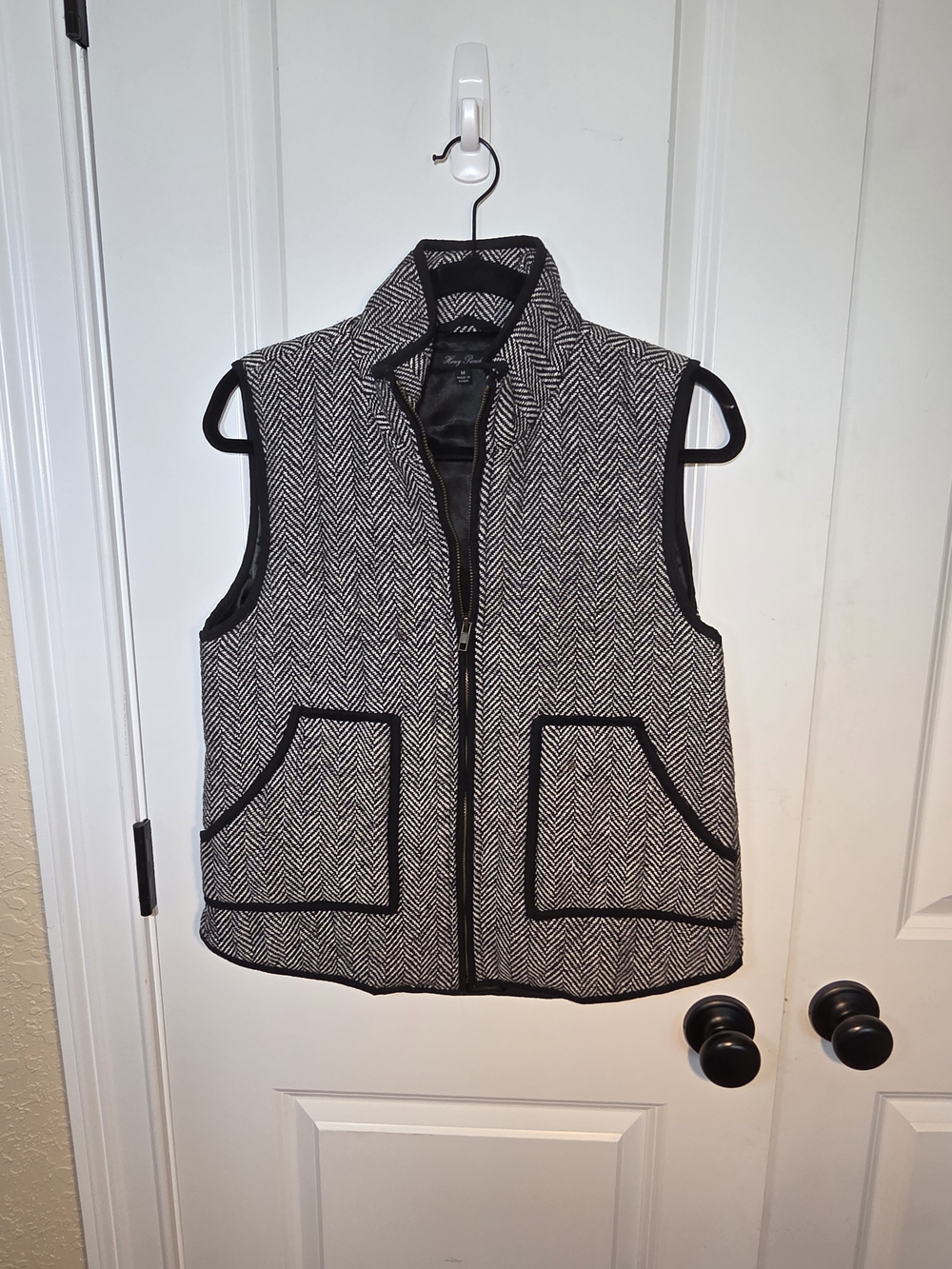 Honey Punch Black & White Herringbone Quilted Vest